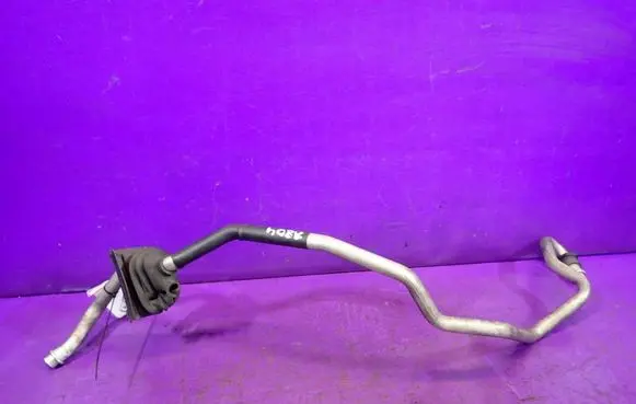 Audi A4 S4 B5 8D Air conditioning (A/C) pipe/hose 