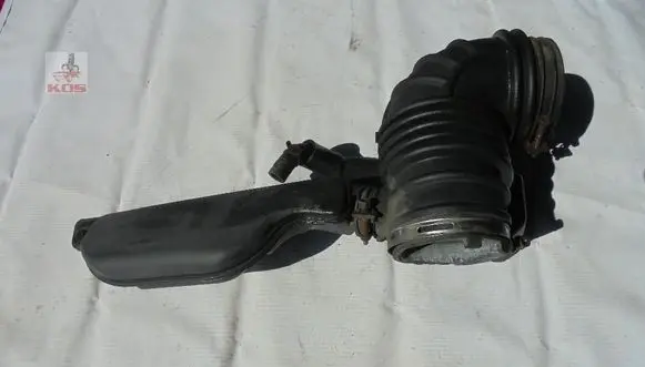 Hyundai Genesis Air intake duct part 28191-3M000