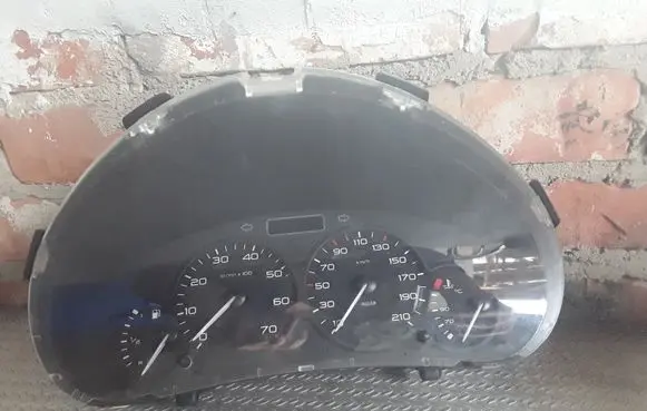 Citroen Berlingo Speedometer (instrument cluster) 000708613 555000301000