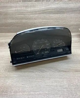Seat Toledo I (1L) Speedometer (instrument cluster) 81117648 1L0919033C