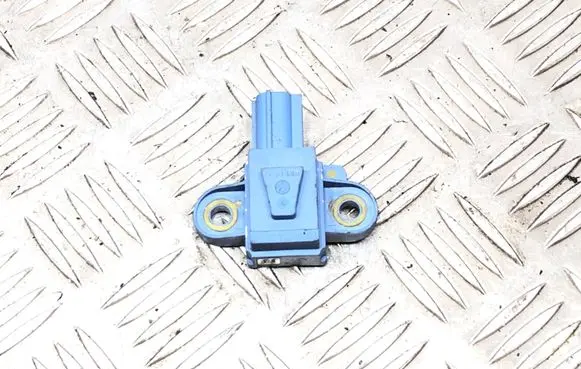 Volkswagen Golf V Airbag deployment crash/impact sensor 1K0955557A