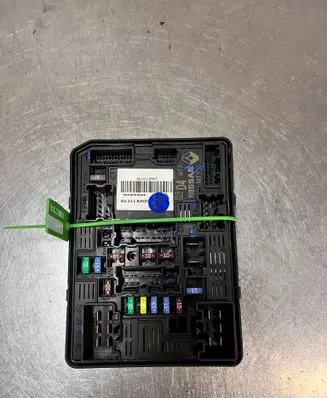 Renault Megane E-Tech Trunk lid opening control unit 284B73879R