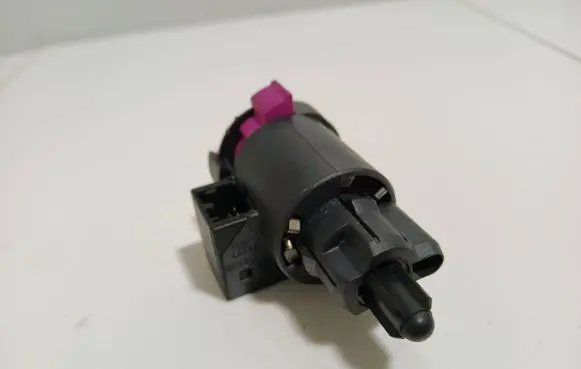 Audi A6 S6 C6 4F Brake pedal sensor switch 4F0945459A 050707 1460