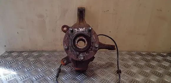 Nissan X-Trail T31 Front wheel hub
