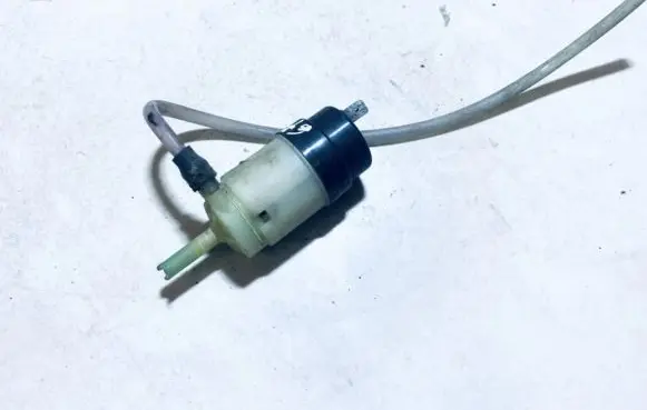 Seat Toledo I (1L) Windscreen/windshield washer pump