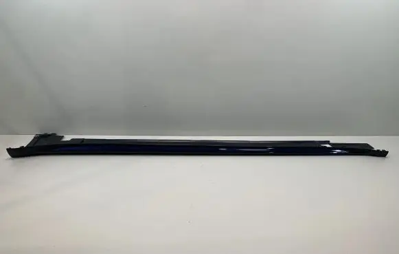 Sill/side skirt trim