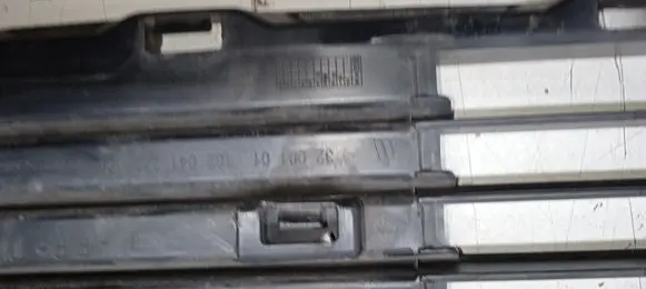 Toyota Aygo AB40 Front bumper lower grill 162041200100 531120H110