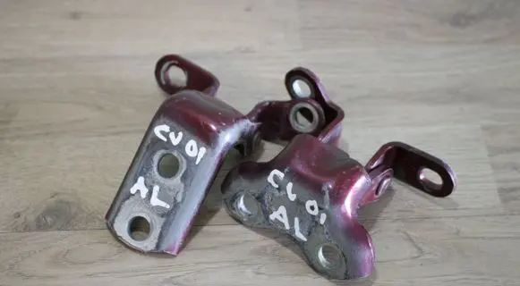 Toyota Corolla Verso AR10 Rear door hinge set 