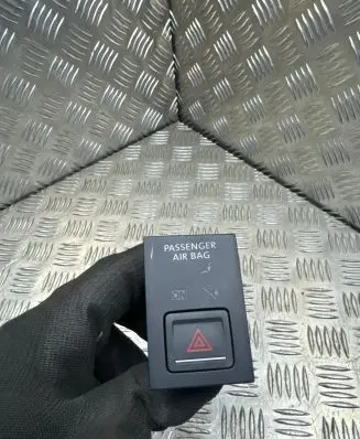 Volkswagen Golf VII Hazard light switch 5G1919225