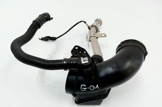 BMW X3 G01 Air intake hose/pipe 8571705