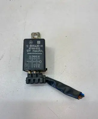 Mercedes-Benz SLC C107 Other relay 1078200010 A1078200010