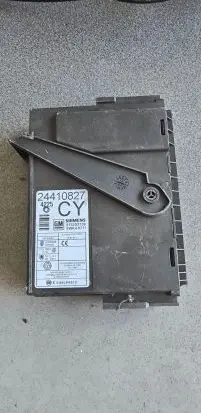 Opel Combo C Comfort/convenience module 24410827 313203739 SEMENS