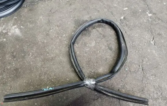 Peugeot 508 II Engine compartment rubber braknumeruczci