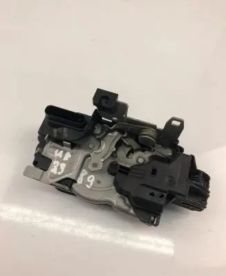 Volvo XC60 Coupe door lock (next to the handle) 31462456