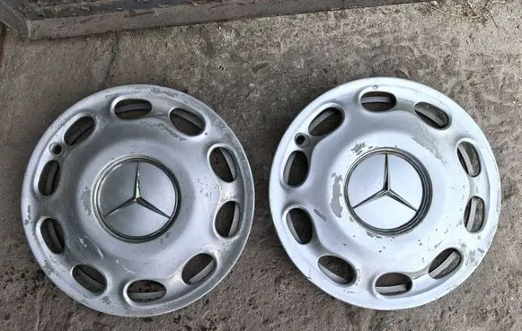 Mercedes-Benz A W168 R15 wheel hub/cap/trim 1684010124