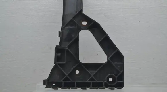 Audi A6 S6 C6 4F Front bumper mounting bracket 4F0807227 13672