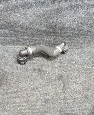 BMW 5 G30 G31 Engine coolant pipe/hose 8573382