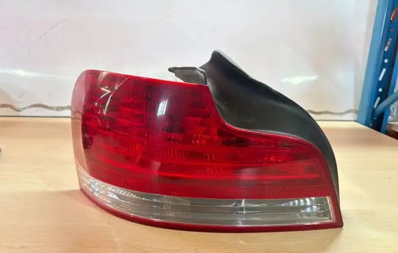 BMW 3 E90 E91 Rear/tail lights 4869809