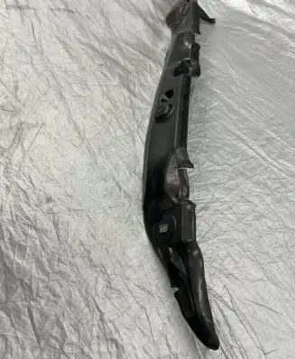 Volvo S60 Fender mounting bracket 32244537