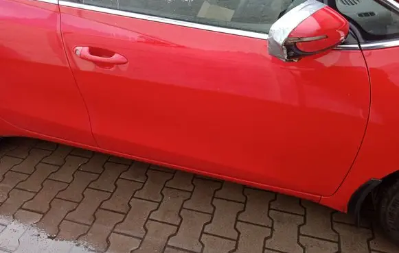 KIA Ceed Front door