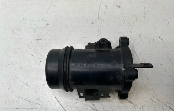 BMW X1 E84 Mass air flow meter 11884414 8519492