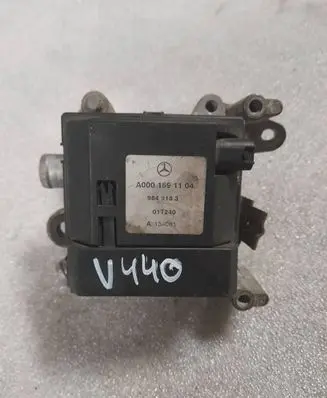 Mercedes-Benz S W220 Electric engine pre-heating system (optional) a0001591104 0001591104