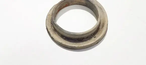 BMW 5 E60 E61 Front coil spring rubber mount 1133671
