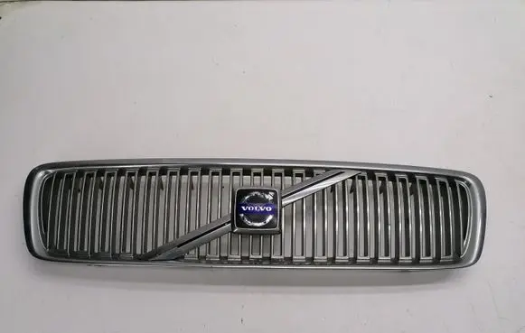 Volvo V70 Front bumper upper radiator grill 9190385