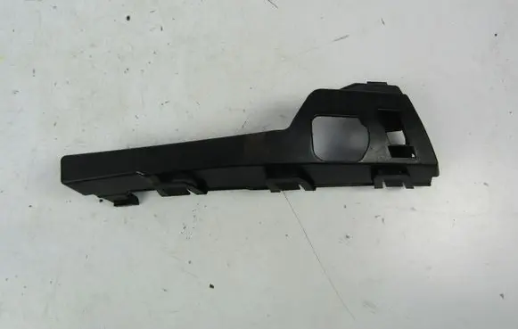 Volkswagen PASSAT B6 Front bumper mounting bracket 4M5117E856AC