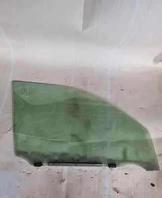 Toyota RAV 4 (XA30) Front door window glass four-door 43R00034