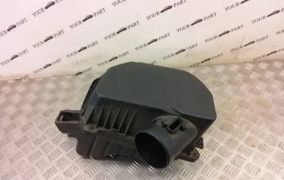 Chevrolet Captiva Air filter box asm22745825