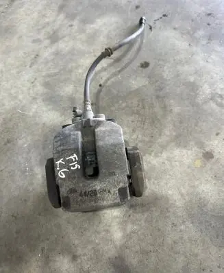 BMW X5 F15 Rear brake caliper 6776787