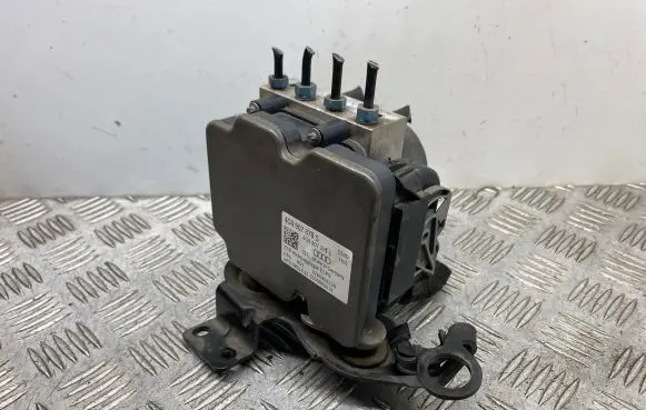Audi A6 C7 ABS Pump 4G0907379S 4G0514517AK