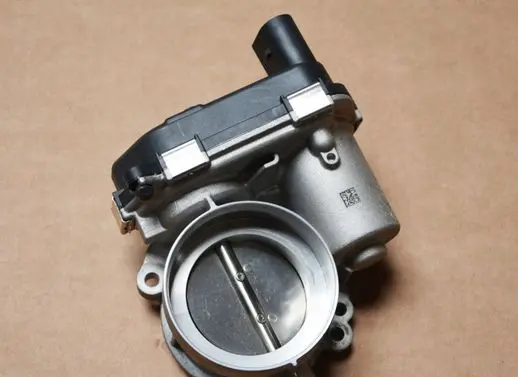 Volkswagen Golf VII Throttle valve 04E133062Q