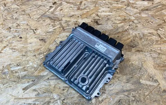BMW 7 G11 G12 Engine control unit/module 8599189