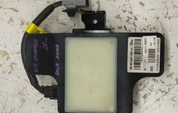 KIA Sportage Blind spot module 95811D9001 100200