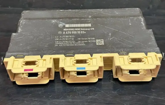 Mercedes-Benz X-class W470 Gateway control module A4709001803 A4709017700 A4709025702