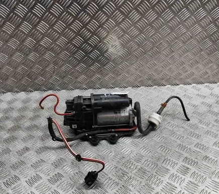 Audi e-tron Air suspension compressor/pump 4KE616005E