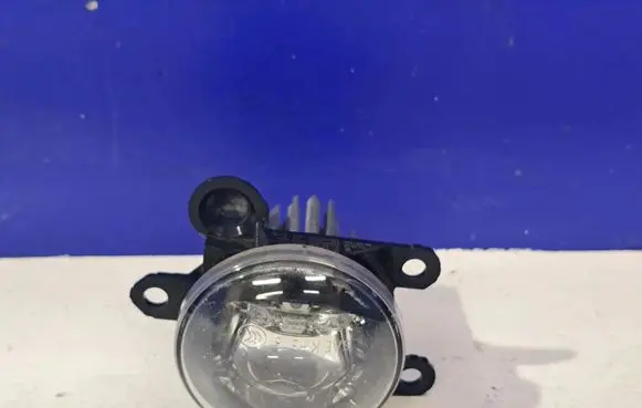 Polestar 2 Front fog light 31689175