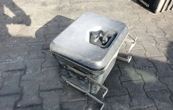 Ford Transit Tool box ZMOCOWANIEM