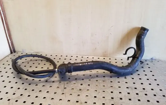 Volvo S40, V40 Engine coolant pipe/hose 30858773