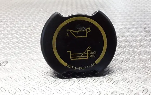 Jaguar X-Type Oil filler cap XS7Q6K614AB