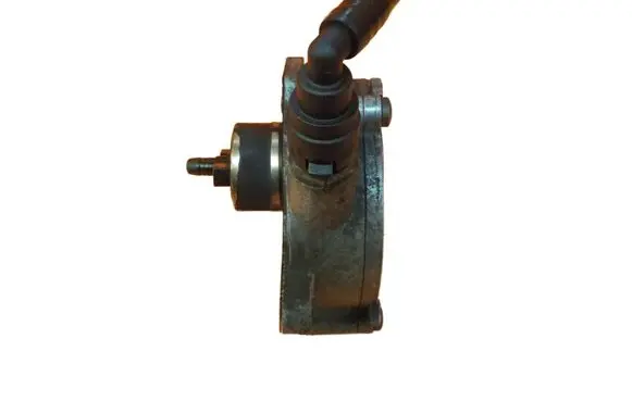 Mercedes-Benz CLK A209 C209 Vacuum pump A2712301465