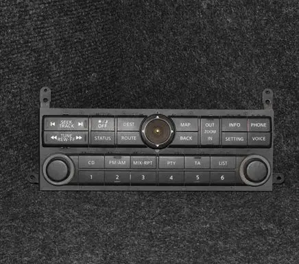 Nissan NP300 Head unit multimedia control 28395EP005