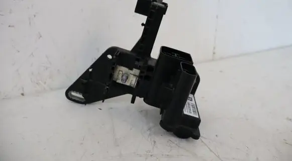 BMW 3 F30 F35 F31 Current control relay 9225015