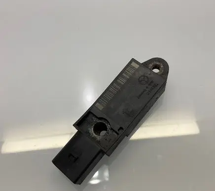 Mercedes-Benz E W211 Airbag deployment crash/impact sensor A0028202726 0028202726