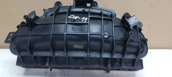 Ford Focus Intake manifold BM5G-9424-EA