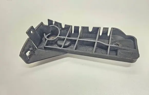Audi A4 S4 B6 8E 8H Front bumper mounting bracket 8E0807284