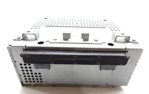 Ford C-MAX II CD/DVD changer E1BT18C815XE 10R048415 Z002286