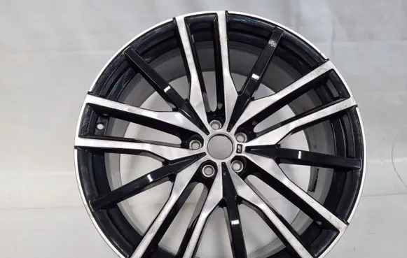 BMW X5 G05 R22 alloy rim 9882610